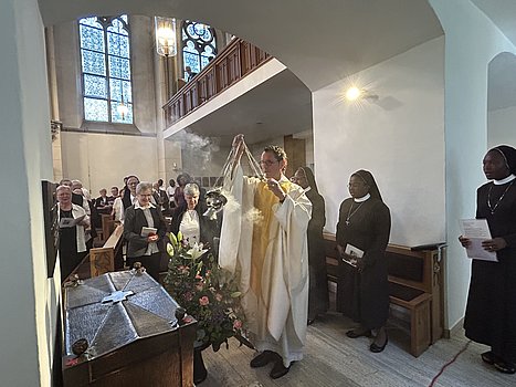 Grafik der Waldbreitbacher Franziskanerinnen BMVA St. Marienhaus