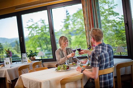 Grafik der Waldbreitbacher Franziskanerinnen BMVA St. Marienhaus