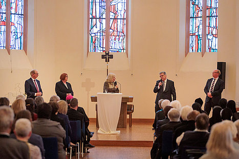 Grafik der Waldbreitbacher Franziskanerinnen BMVA St. Marienhaus