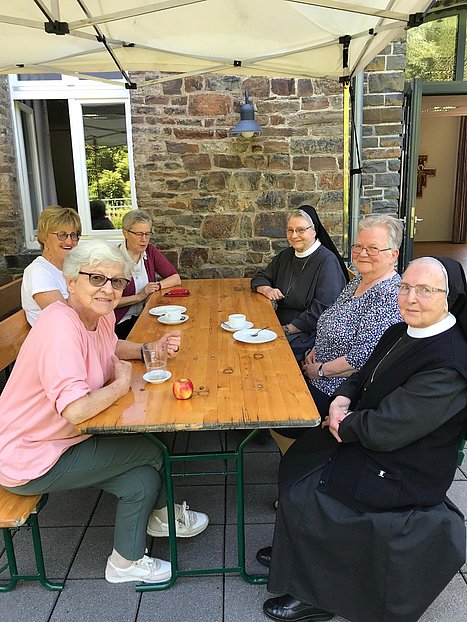 Grafik der Waldbreitbacher Franziskanerinnen BMVA St. Marienhaus