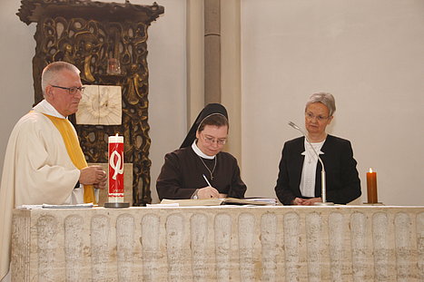 Grafik der Waldbreitbacher Franziskanerinnen BMVA St. Marienhaus