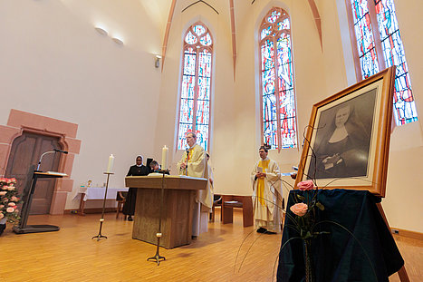 Grafik der Waldbreitbacher Franziskanerinnen BMVA St. Marienhaus