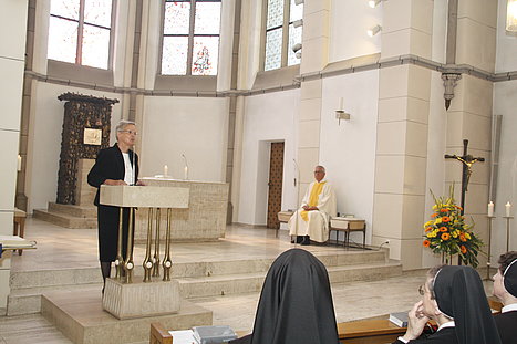 Grafik der Waldbreitbacher Franziskanerinnen BMVA St. Marienhaus